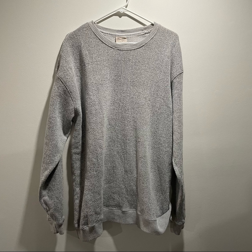 SOLD❌ Pacific & Co Crewneck Sweater - Picture 3 of 9